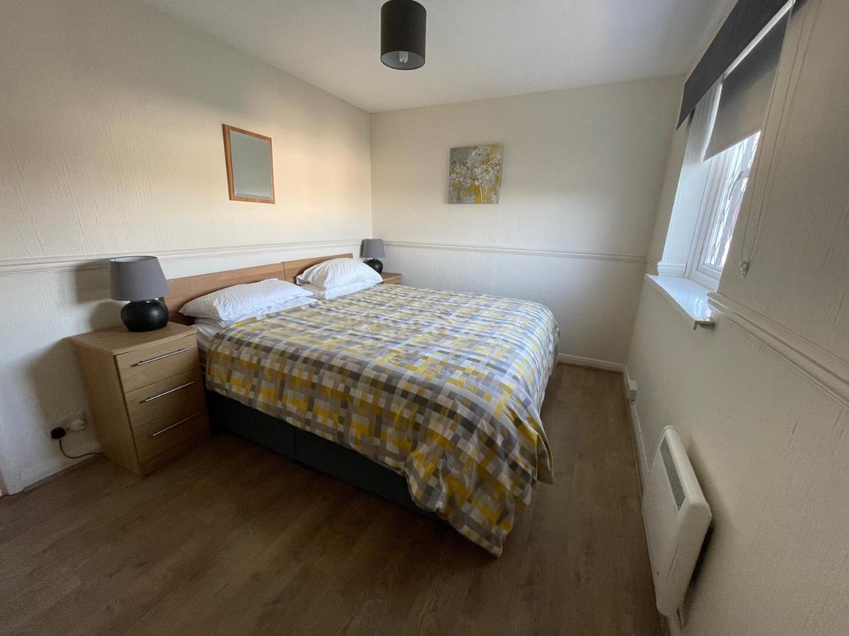 Saint Florence Ivy Tower Cottages מראה חיצוני תמונה